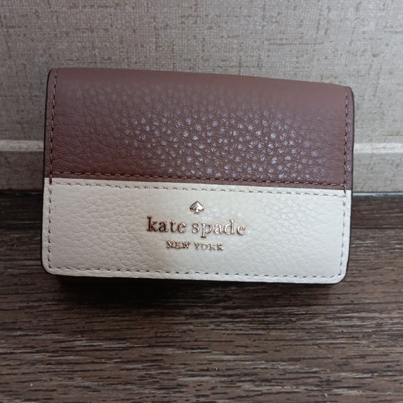 Kate Spade Jackson Color block Micro Trifold Snap Pebbled, Leather Wallet - Picture 2 of 7